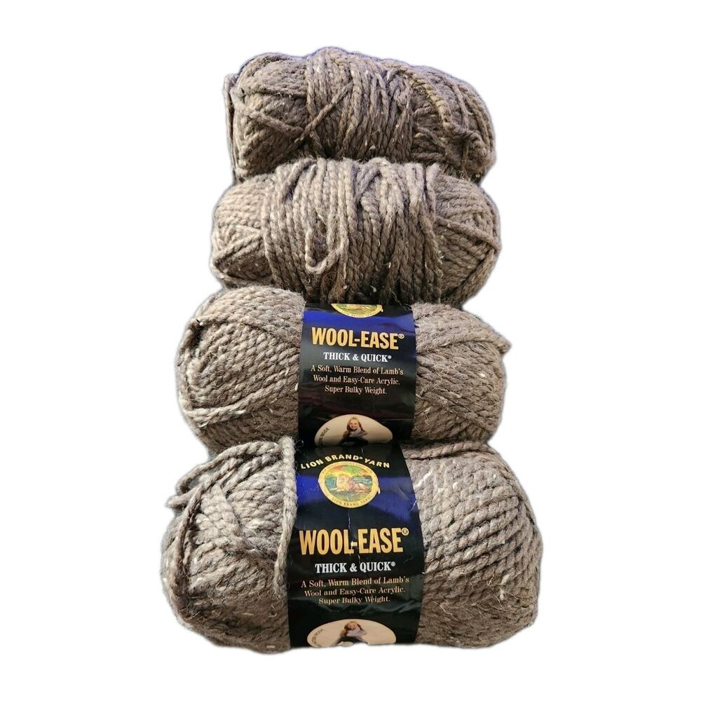 Lion Brand Wool-Ease Thick & Quick Yarn Lot Barley 124 Super Bulky Wool Blend